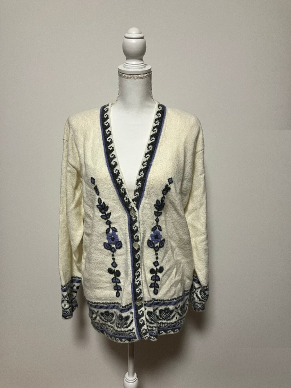 Vintage Koret Embroidered Floral Cardigan Sweater, Size Large